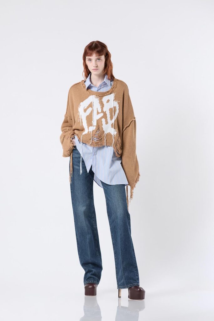 Krafen — Knit crop sweater