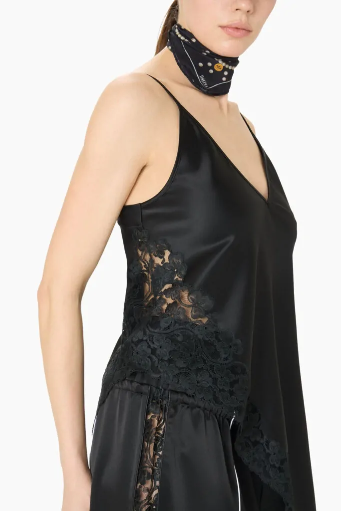 Tricky — Asymmetric top